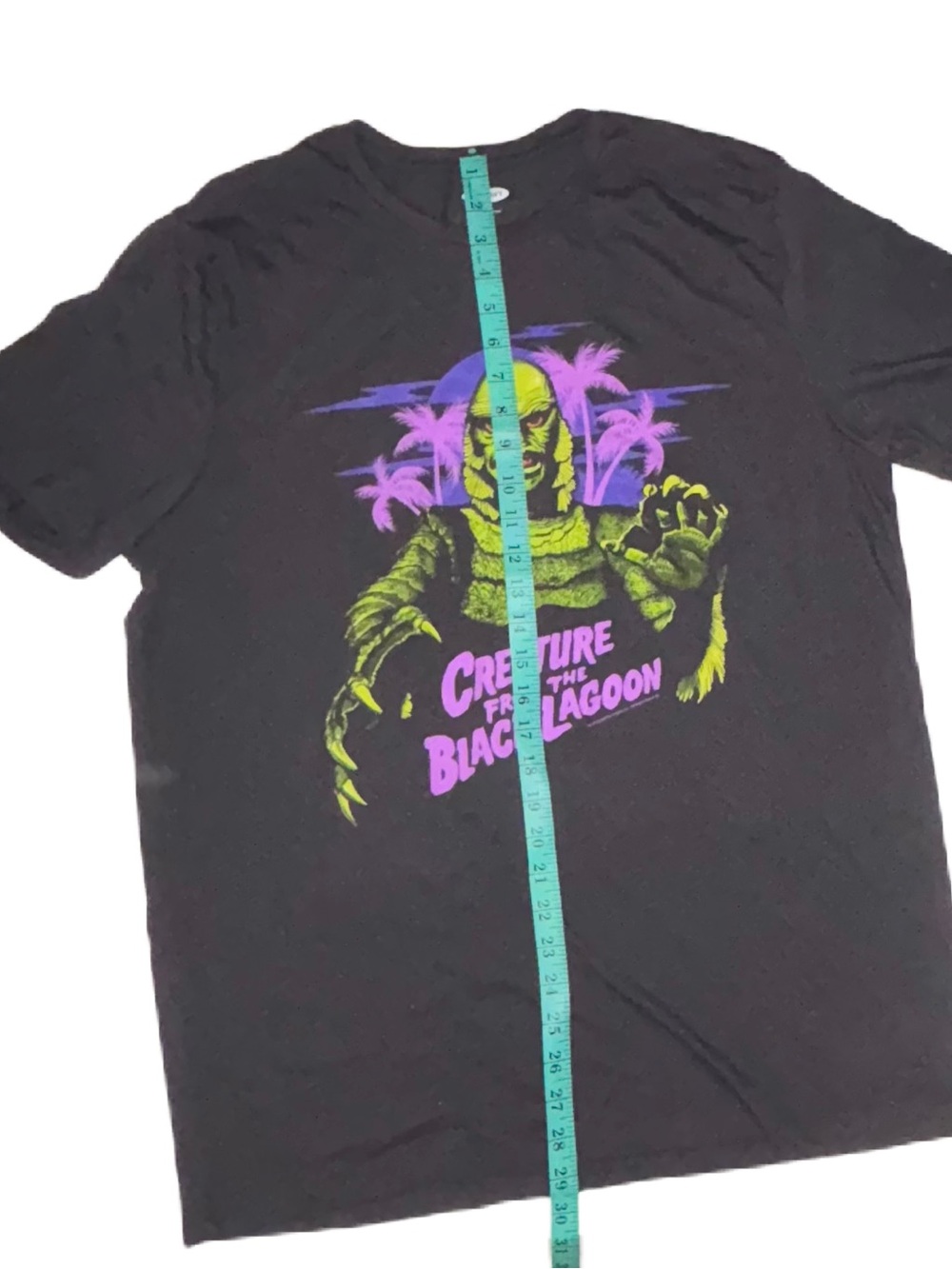 Old Navy Gray Creature From The Black Lagoon Graphic Tee T‑Shirt Men's XL - Picture 12 of 12